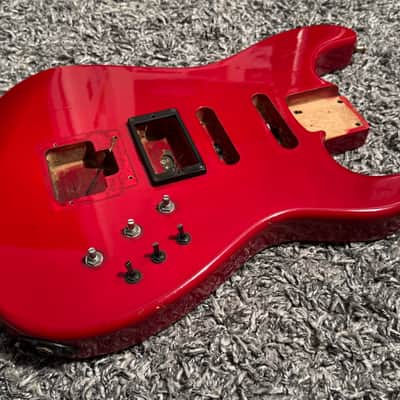 1986 MIJ Charvel Jackson Model 4 Ferrari Red Guitar Body JE-1200 Loaded Bild 6