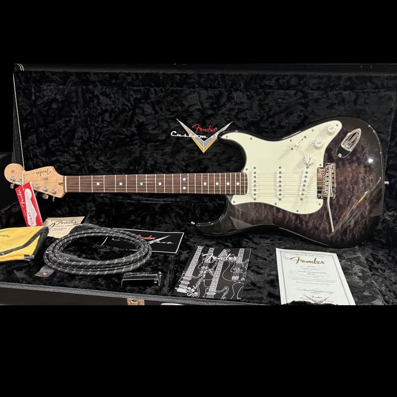 Fender Custom Shop Custom Deluxe Stratocaster | Reverb Canada