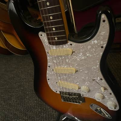 Fender Stratocaster 2004 - Burst image 4