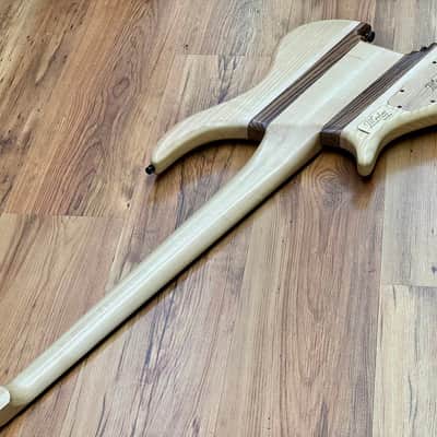 Merlos Trium 5 Headless Fretless image 7
