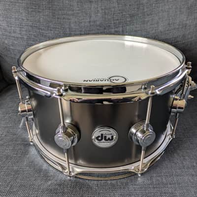 DW Drums Collector's Series 7x13" brass snare - Satin black image 1
