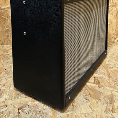 Pre Owned Fender 2005 Hot Rod Deluxe Inc. Footswitch & Cover image 2