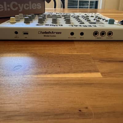 Elektron Model:Cycles Groovebox 2020 Gray image 4