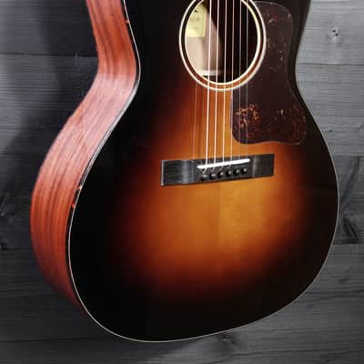 Eastman E100SS-DLX-SB Sunburst Solid Wood w/ Fishman Electronics image 13