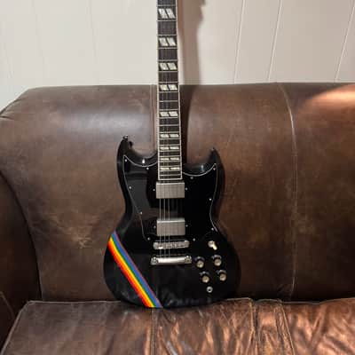 Frank Brothers Radar Leandra Earl signature 2024 the beaches - Black with rainbow comp stripe image 7