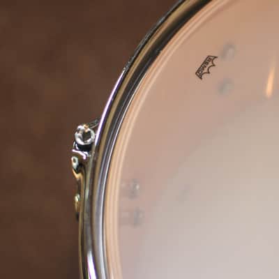 DW 5x14 Collector's Maple VLT Lexus White Lacquer Snare Drum - SO#1127629 image 6