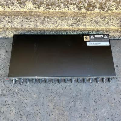 DBX 1074 Quad Gate image 7