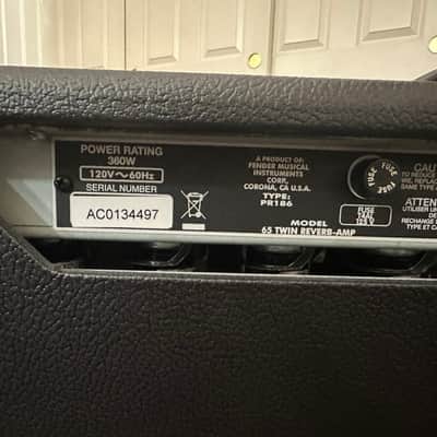 Fender '65 Twin Reverb Reissue 85-Watt 2x12" Guitar Combo 1991 - Present - Black image 11