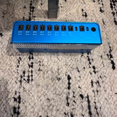 Strymon Zuma 9-Output High Current DC Power Supply 2016 - Present - Blue image 2