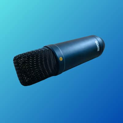 RODE NT1 Large Diaphragm Cardioid Condenser Microphone image 4