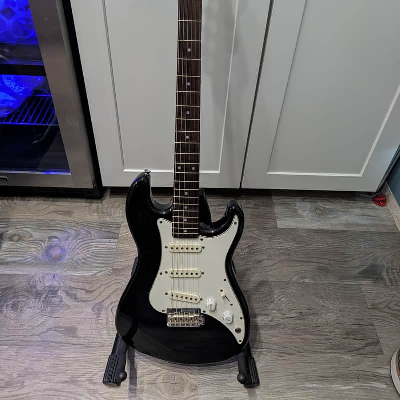 1986 – 1987 Squier Bullet S-3T Black