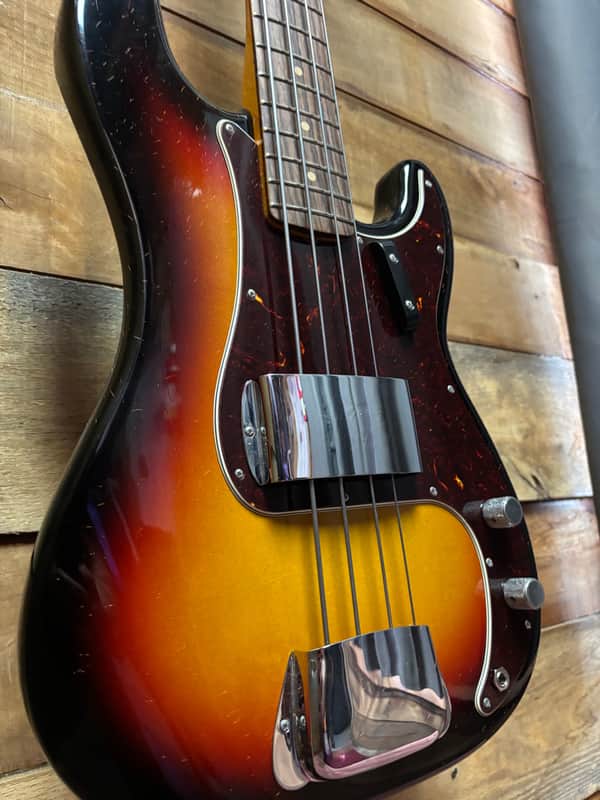 Fender James Jamerson 1962 P-Bass 3-Tone Sunburst w/case image 1