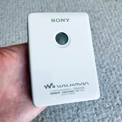 Sony WM-EX615 Walkman Cassette Player, EX White&Green ! Working ! image 9