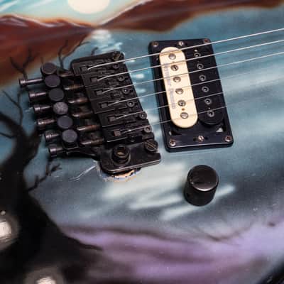 Kramer Baretta 1986 - Kline "Fantasy Night Scene" Graphic image 6