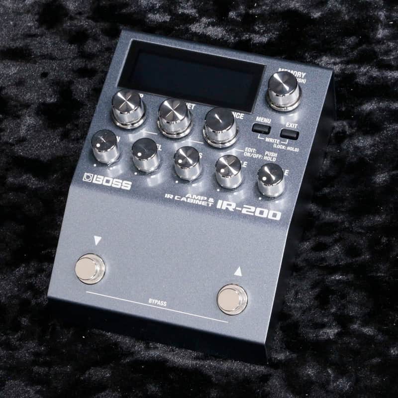 Boss IR-200 Amp & IR Cabinet