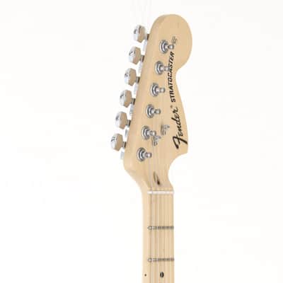 Fender American Special Stratocaster, Candy Apple Red with MF [US12071375] (06/22) image 11