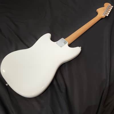 Fender Made in Japan Traditional 60s Mustang image 6