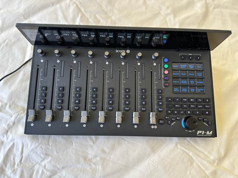 Icon P1M Control surface and D4T Display (Bundle) | Reverb