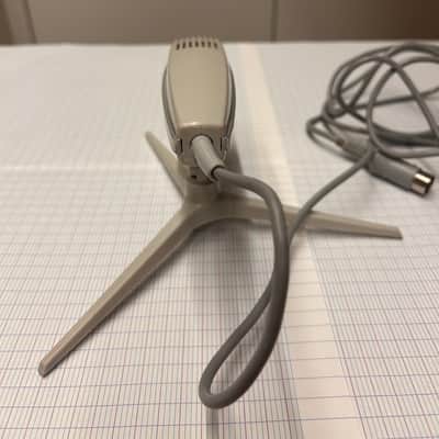 Sennheiser MD 411 1970s - White in Excellent condition with Original Tripod image 8