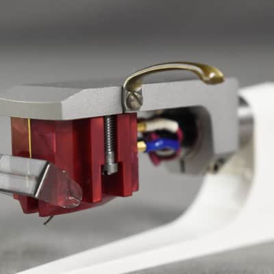 Denon DL-110 Moving Coil Cartridge In Excellent Condition image 3
