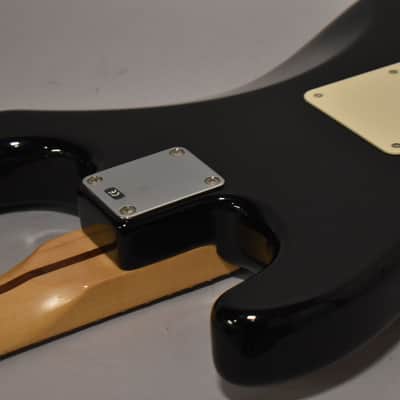 2005 Fender Standard Stratocaster HSS MIM Black w/HSC image 13