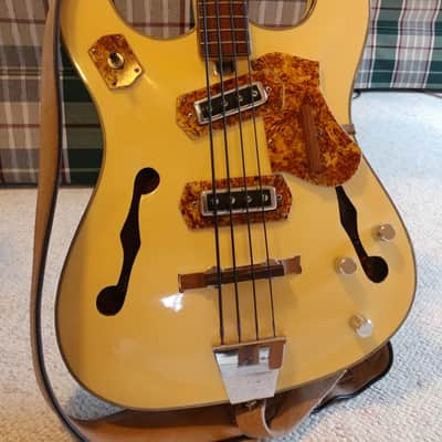 Royal Artist Bruno Rare 1960s Vintage Short-Scale Bass w/Gig Bag image 2