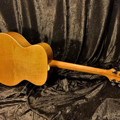 Guild GF30 Westerly Rhode Island built in 1987 Vintage Guild Acoustic Guitar Flame Maple Archback image 7