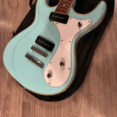 Eastwood Sidejack Baritone 20th Anniversary LTD 2023 - Sonic Blue image 2