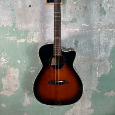 Alvarez Yairi Stage Weir Cedar/Rosewood w/Cutaway - Sunburst #6380 image 1