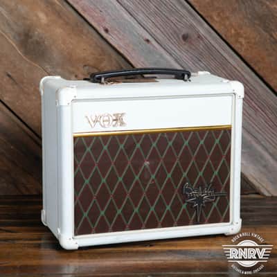 Vox VBM1 Brian May Special Recording Amp 10-Watt 1x6.5" Guitar Combo 2003 - 2005 - White with Brown Diamond Cloth image 1