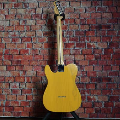 Fender Special Edition Deluxe Ash Telecaster w/ Road Runner Hard Case image 6