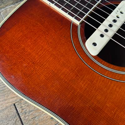 Gibson hummingbird 2003 - Burst image 8