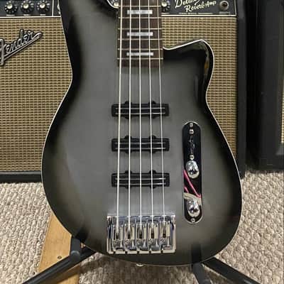 LIKE NEW: Reverend Triad Bass 5 - Silver Burst - BAG INCLUDED image 2