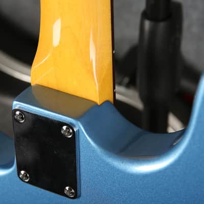 G&L Tribute Series Legacy - Lake Placid Blue - 2nd Hand image 9