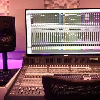 Adam Audio T8V Studio Monitor (Pair) with Foam Isolation Pads, Clamp-On Studio Monitor Stands, Professional Grade Balanced 1/4" to XLR Cables and StreamEye Polishing Cloth image 3
