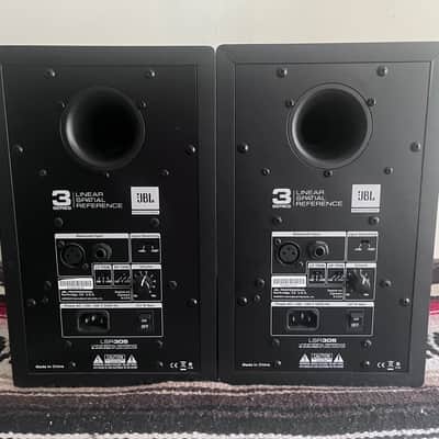 Pair of JBL LSR305 2-way active studio monitor speakers 5inch, 3 series, 2010’s, black with extras image 15