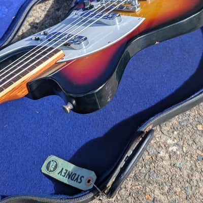 Coronet Piccolo tele bass late 1960 - sunburn image 8