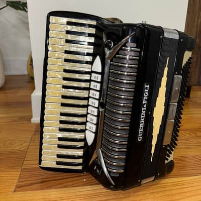 Guerrini Piano Accordion, Golden Era Custom Made (Concerto Model), Full Size, 41/120 , 3/5 Set of Reeds, A443 Hz Musette, 7 Treble 3 Bass Switches + Palm Master Switch, Built-In Microphone Pickup – Made in Italy image 3
