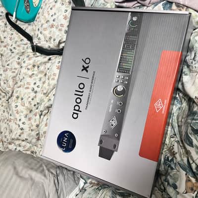 Universal Audio Apollo x6 Thunderbolt 3 Audio Interface 2018 - Present - Black image 1