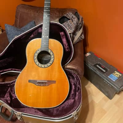 Ovation USA 1712 Custom Balladeer Electro Acoustic Guitar