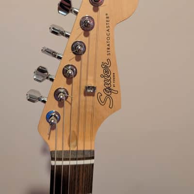 Squier Debut Stratocaster HSS 2025 - Matte Black - WITH gig bag image 2