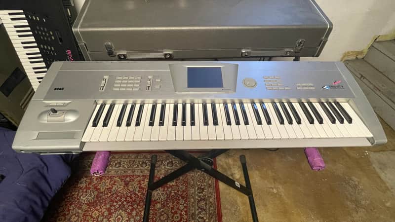 KORG trinity PLUS 61 シンセサイザー　音源モジュール KORG trinity PLUS 61 シンセサイザー 音源モジュール KORG trinity