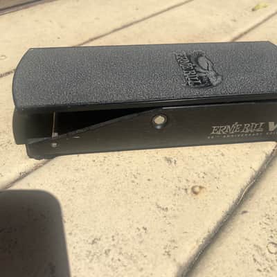 Ernie Ball P0-6110 40th Anniversary VP Volume Pedal with Kevlar Cord 2017 - Black image 3