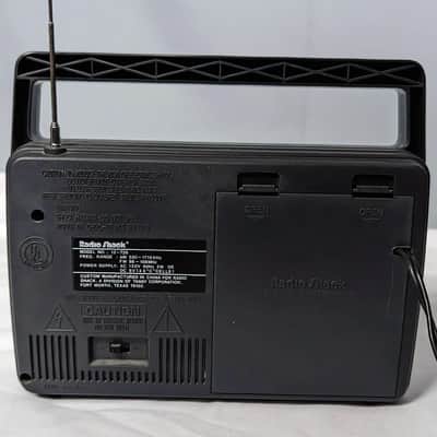 Radio Shack 12-726 Portable AM/FM Radio, AC/DC, Works and Sounds Great image 6