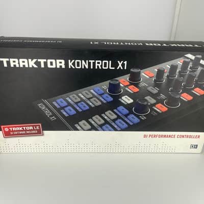 Native Instruments Traktor Kontrol X1 2010s - Black image 4