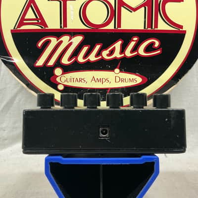 Electro-Harmonix Metal Muff with Top Boost Distortion Pedal image 5