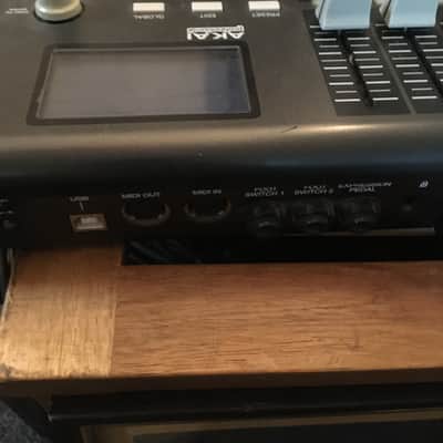 Akai MPD32 image 4
