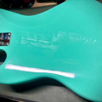 Sire Marcus Miller V5R 5-String 2022 - Present - Mild Green image 5