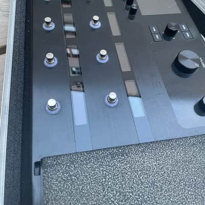 Line 6 Helix Floor with Flightcase image 4
