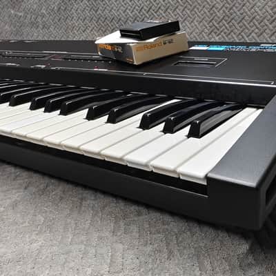 Roland MKB-200 ✅ Vintage MIDI Master Keyboard ✅ Original Box Included ✅ Classic Roland Controller ✅ Cleaned & Fully Checked ✅ Worldwide Shipping image 6